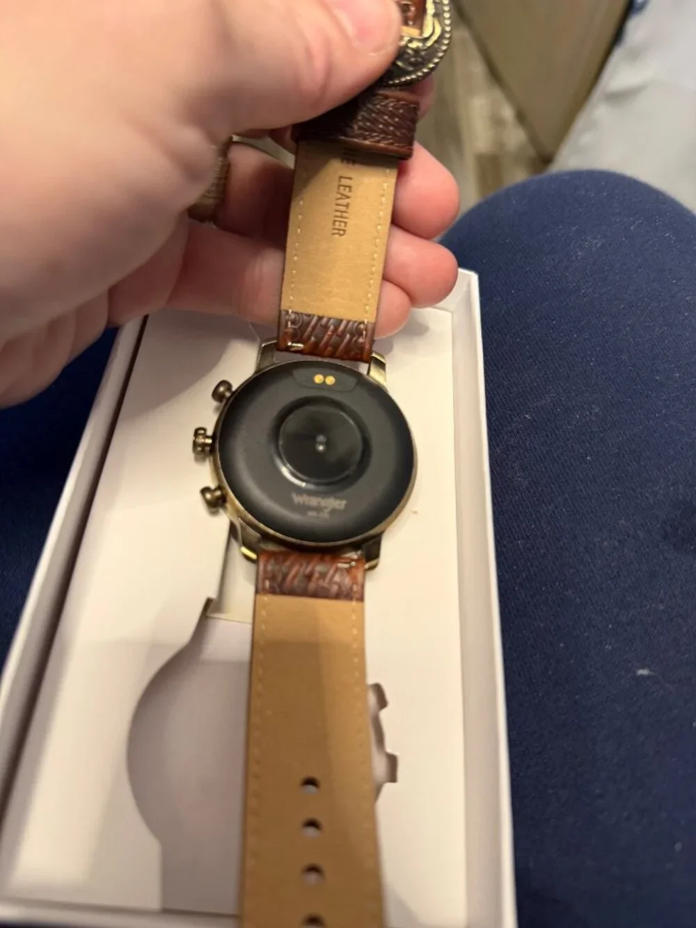 Wrangler WRZ20 Smartwatch With Leather Strap Sports Mode & Stopwatch Gold-Tone